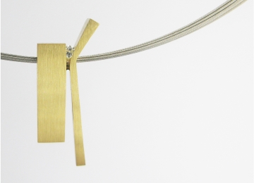 Geel gouden hanger met 0.03 crt. diamant mr185.jpg