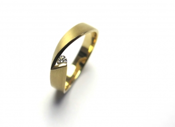 Geel gouden ring met Diamant 5 vincent_van_hees_ring.jpg