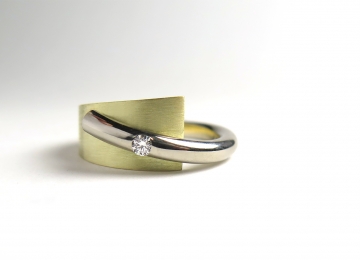 Bicolour gouden ring 3 ring_geel_witgoud_met_005.jpg