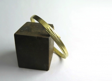 Geel gouden slavenarmband 1 gouden_armband_voor_opdrachten.jpg