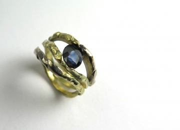 Organische ring met blauwe Saffier organische_ring_met_blauwe_saffier.jpg